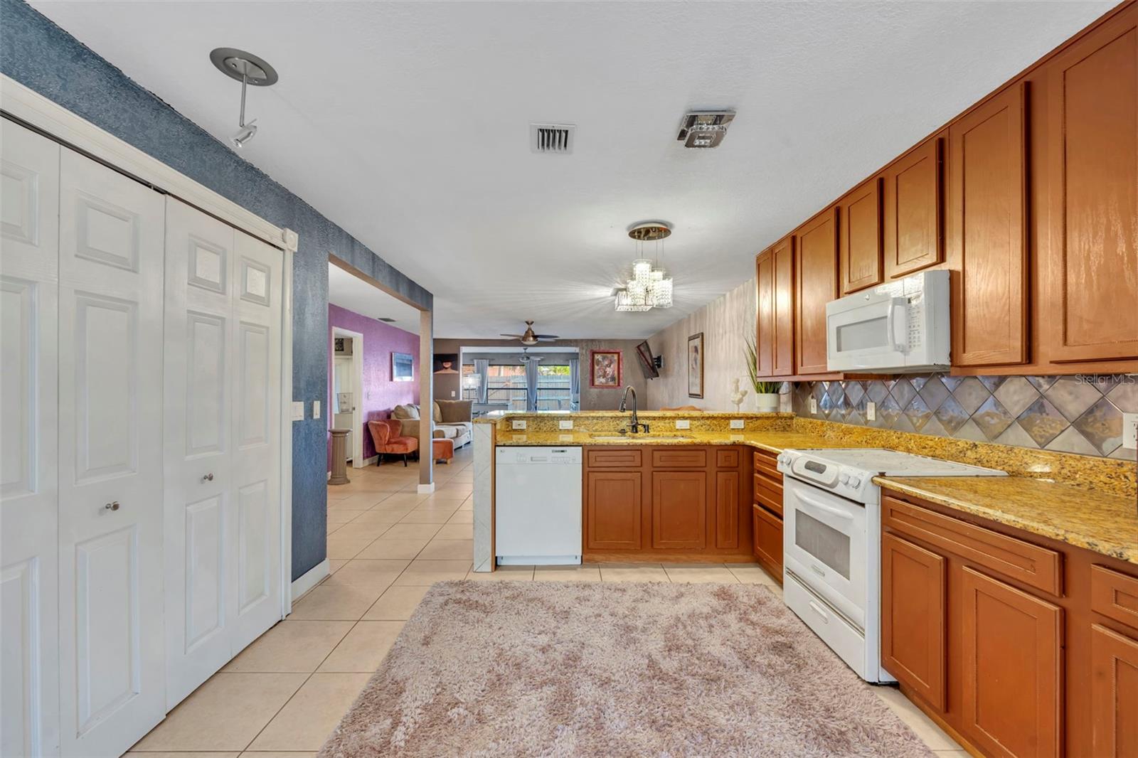 Image 3 of 26 For 2634 Exuma Way