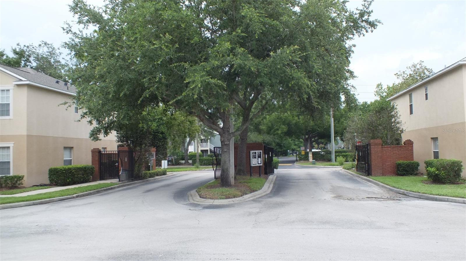 Image 17 of 22 For 110 Wilton Circle