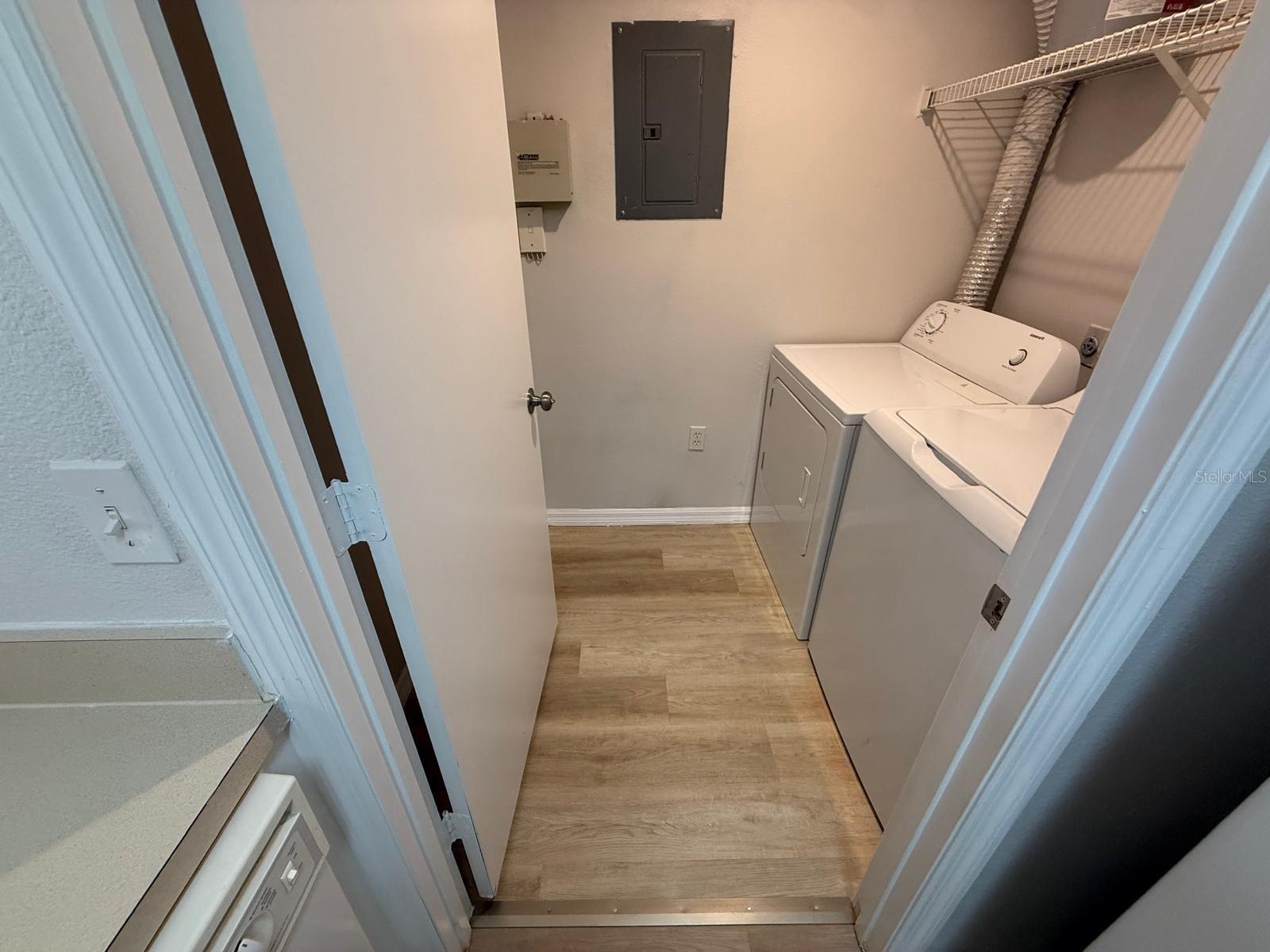 Image 16 of 43 For 5506 Metrowest Boulevard 211