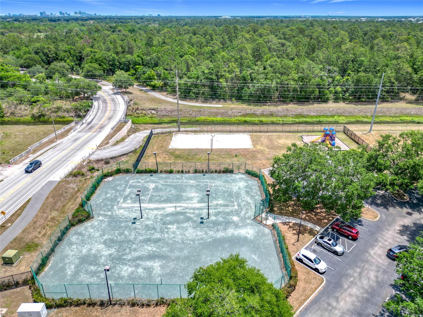 Image 37 of 43 For 5506 Metrowest Boulevard 211