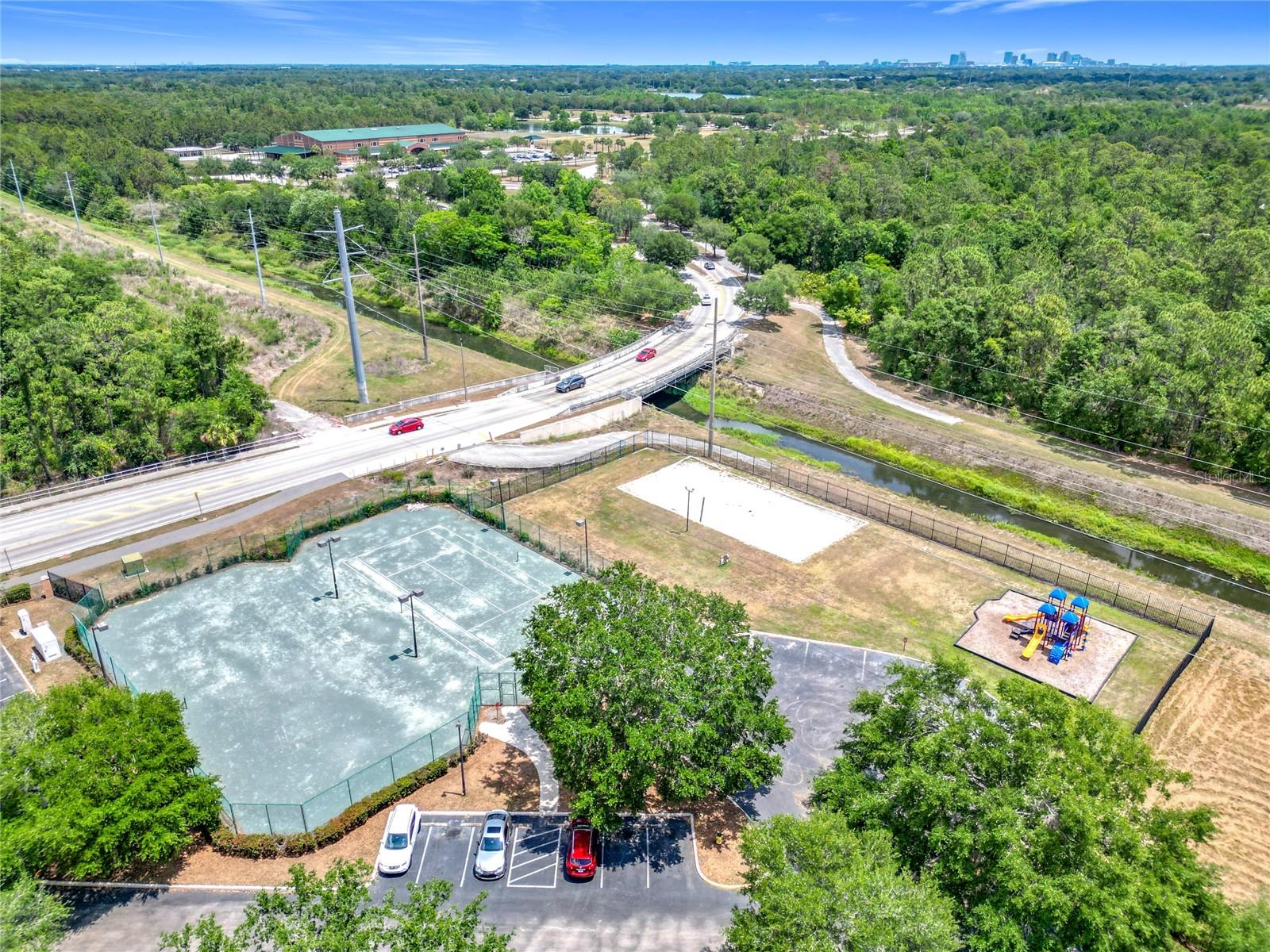 Image 38 of 43 For 5506 Metrowest Boulevard 211