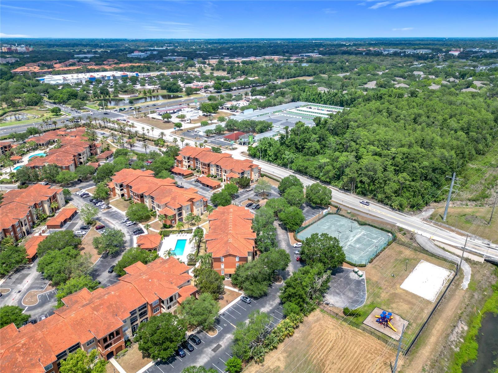 Image 41 of 43 For 5506 Metrowest Boulevard 211