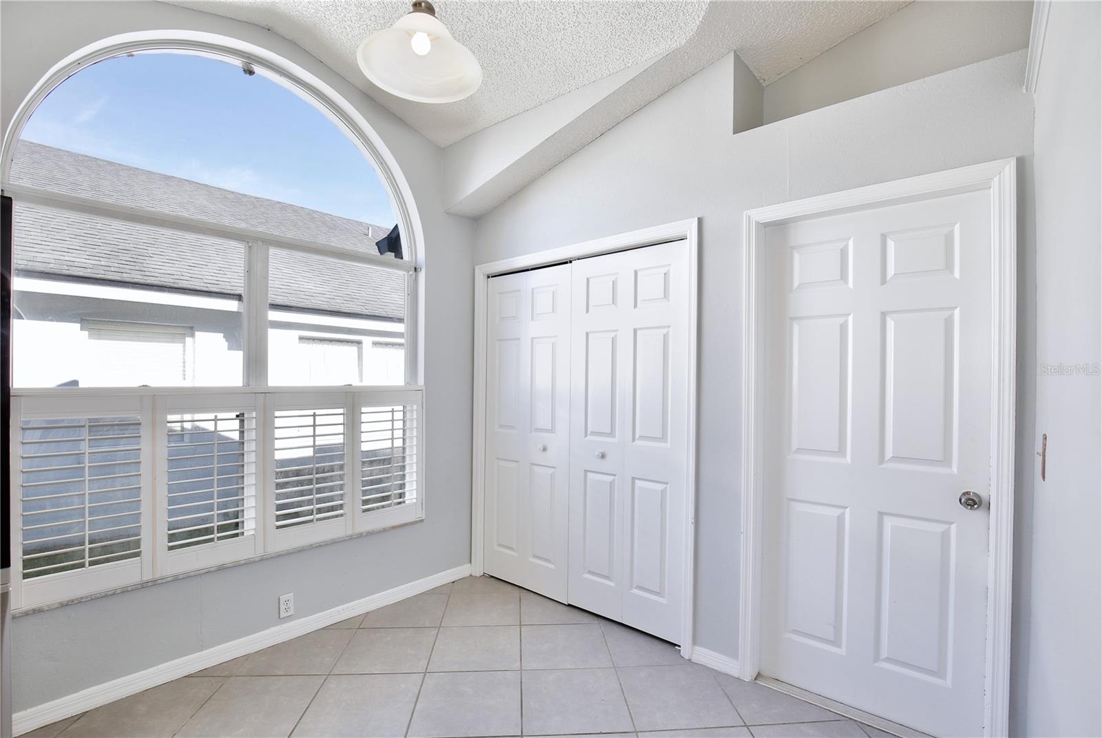 Image 8 of 30 For 654 King Harold Court