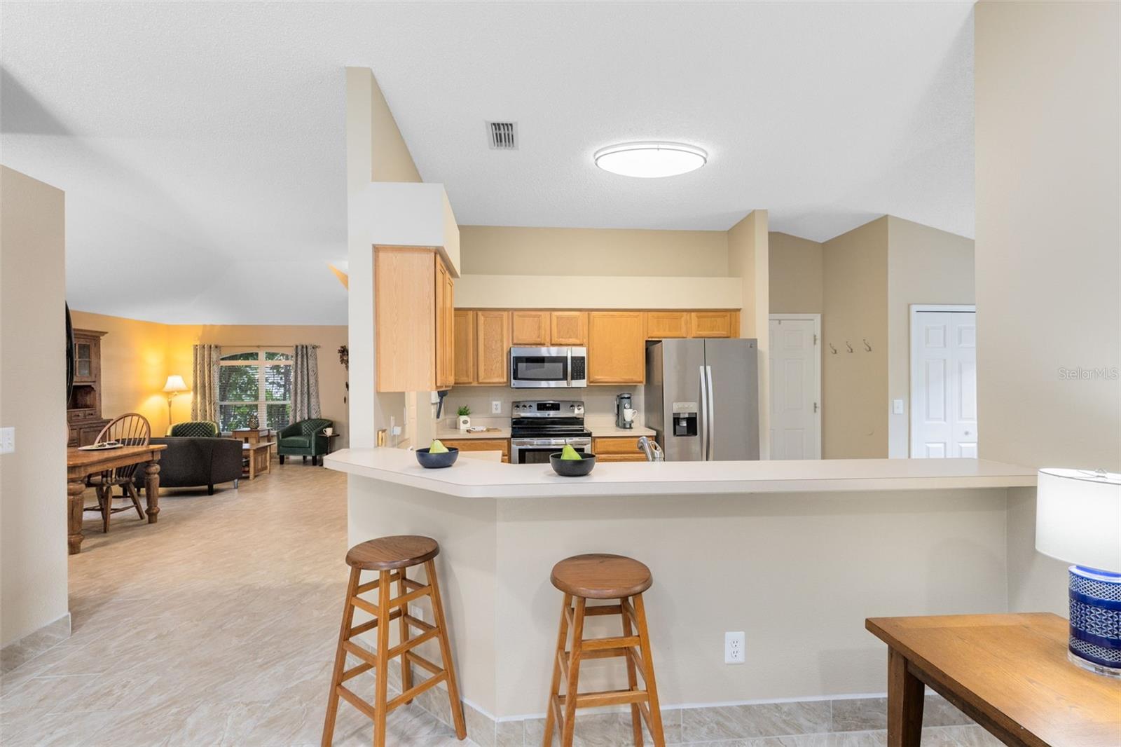 Image 20 of 33 For 667 Andover Circle