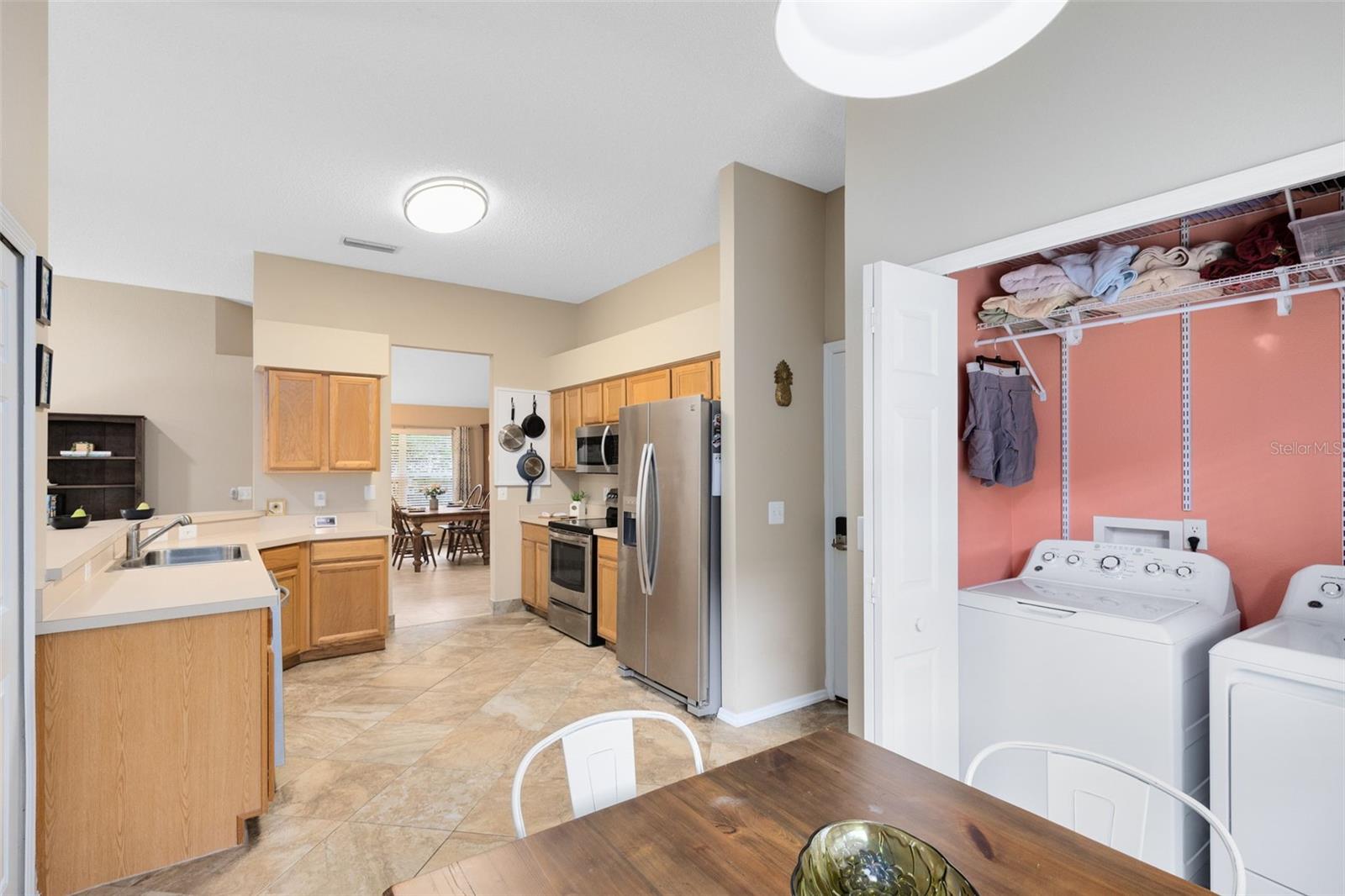 Image 23 of 33 For 667 Andover Circle