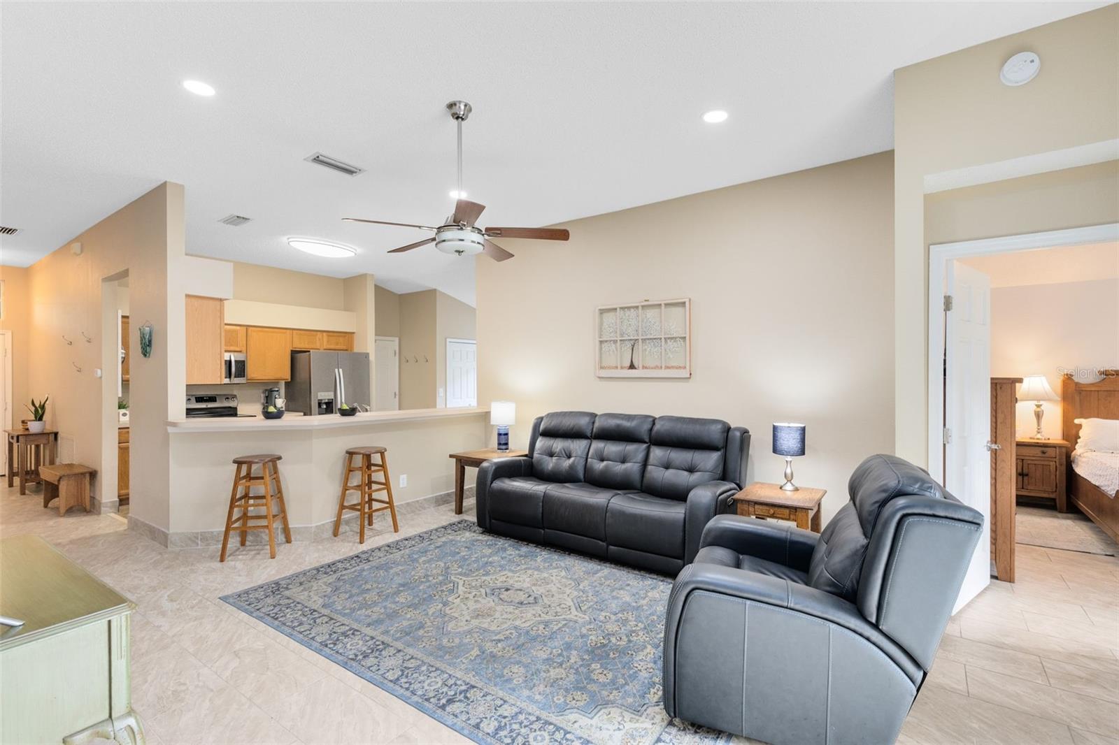 Image 24 of 33 For 667 Andover Circle