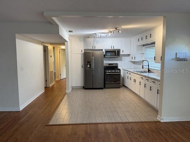 Image 8 of 21 For 216 Rippling Lane