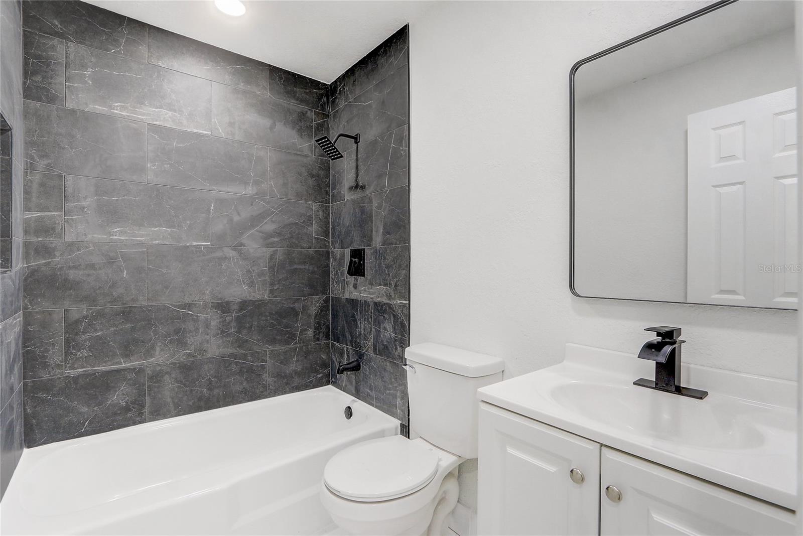 Image 17 of 27 For 1080 Carpenter Road