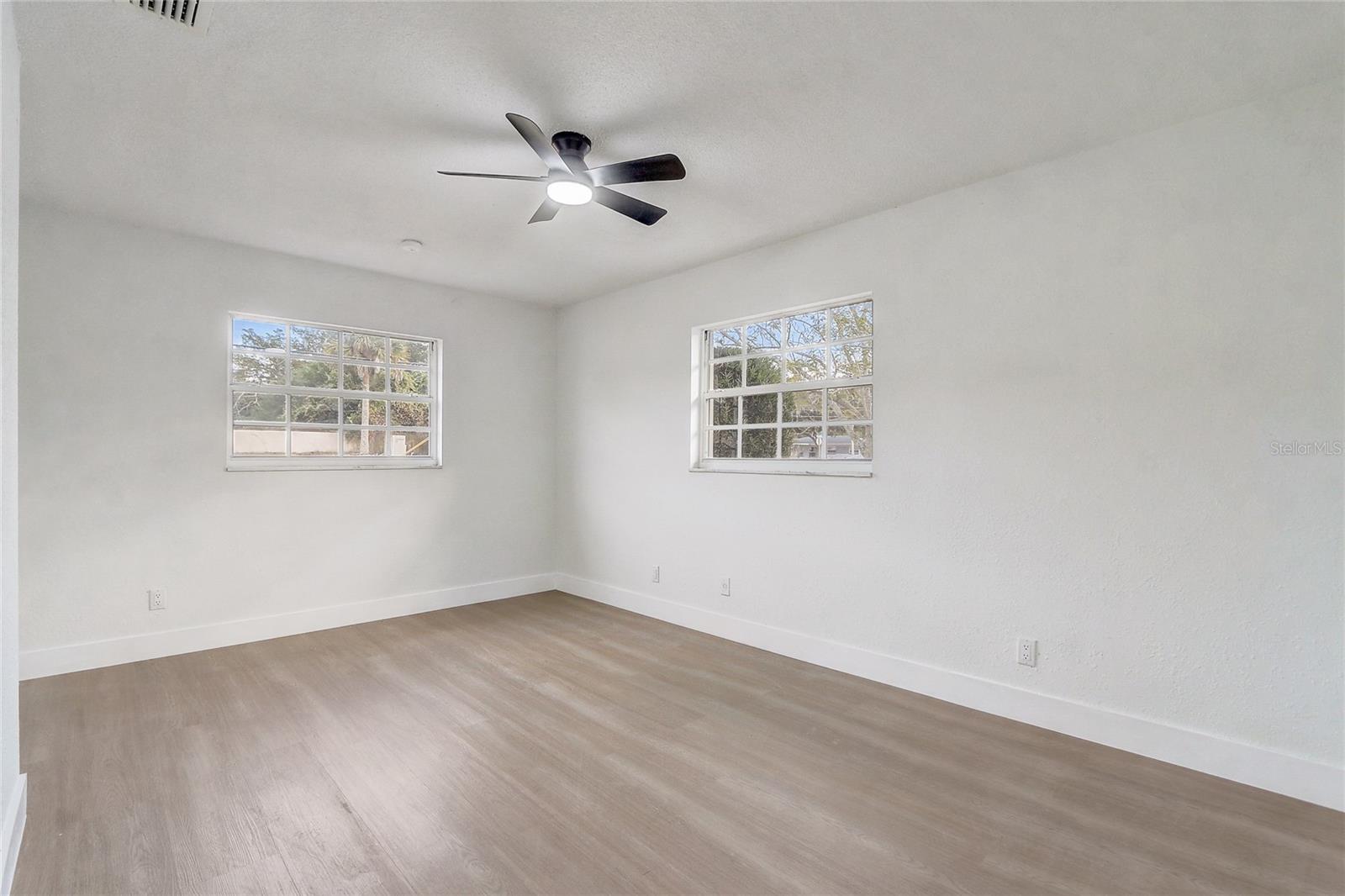 Image 20 of 27 For 1080 Carpenter Road