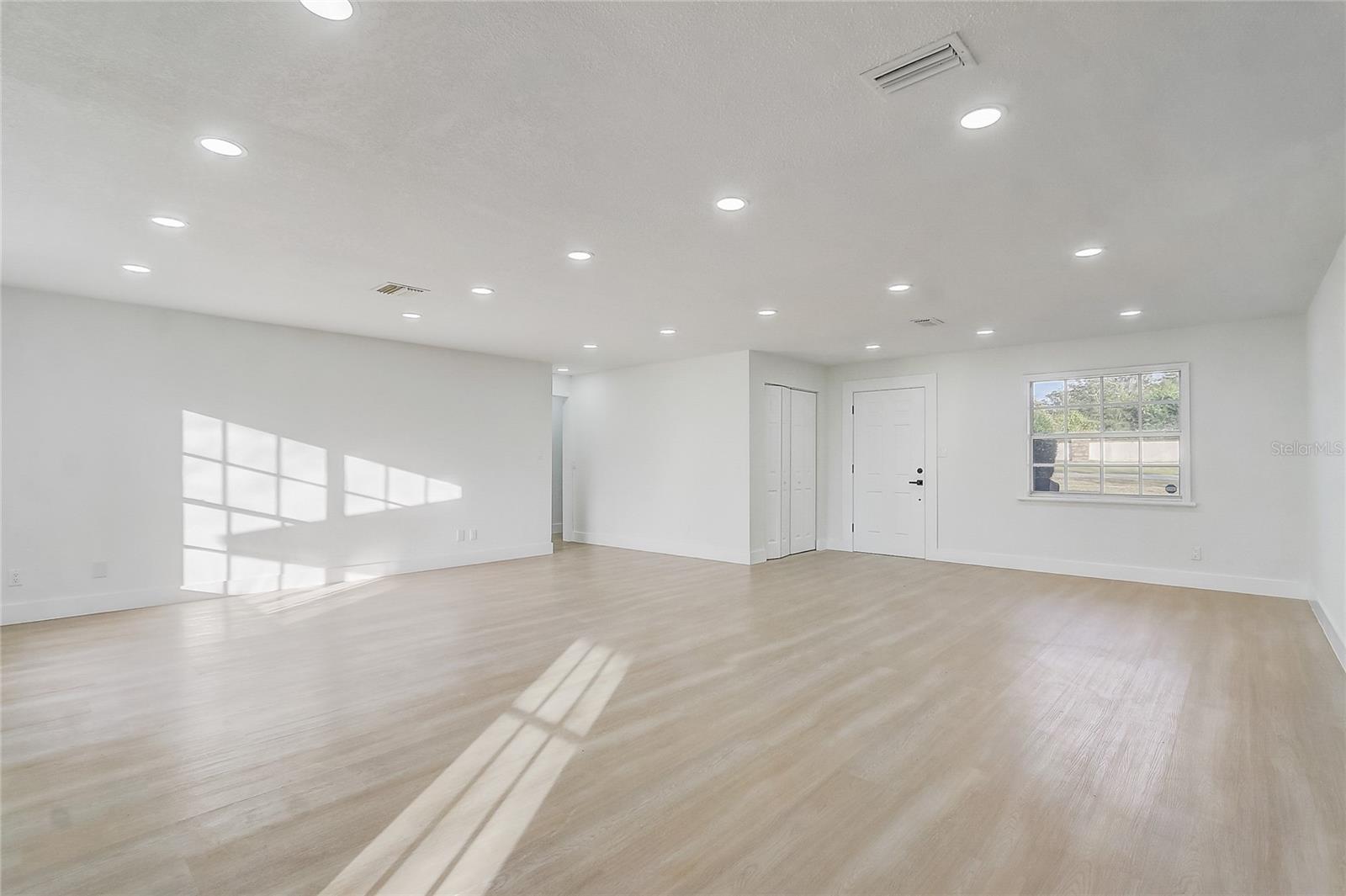 Image 5 of 27 For 1080 Carpenter Road