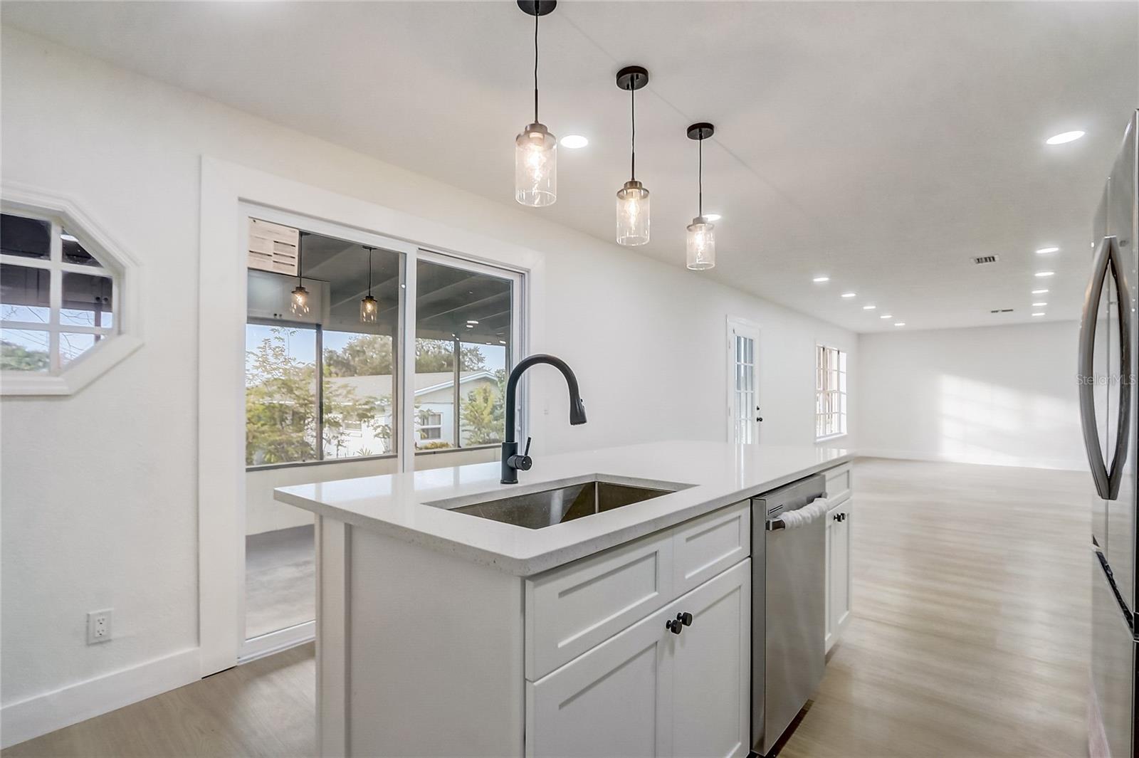 Image 9 of 27 For 1080 Carpenter Road