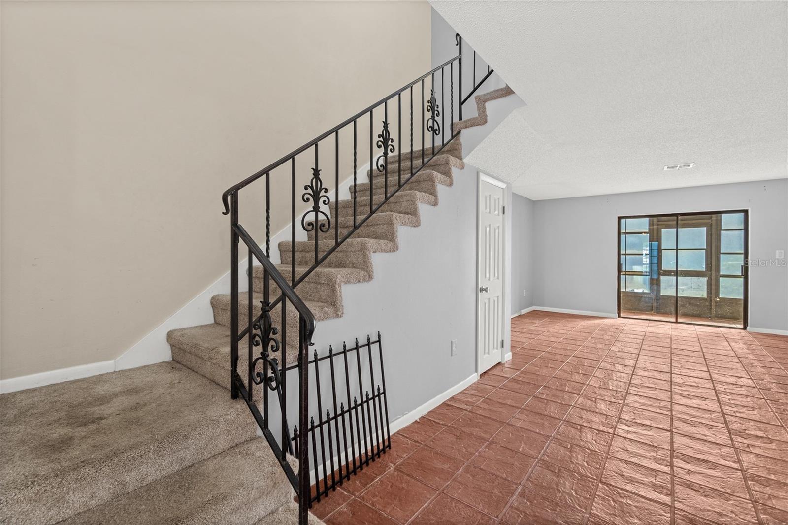 Image 23 of 43 For 155 Kristi Drive