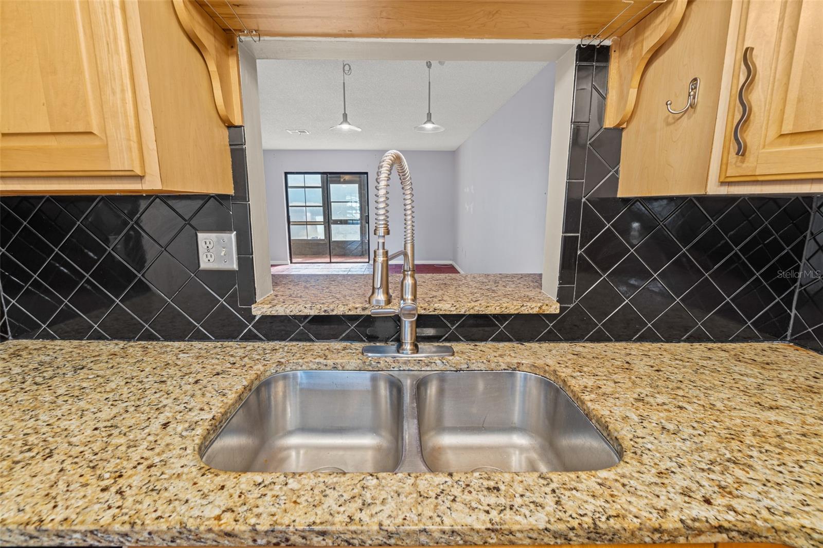 Image 9 of 43 For 155 Kristi Drive