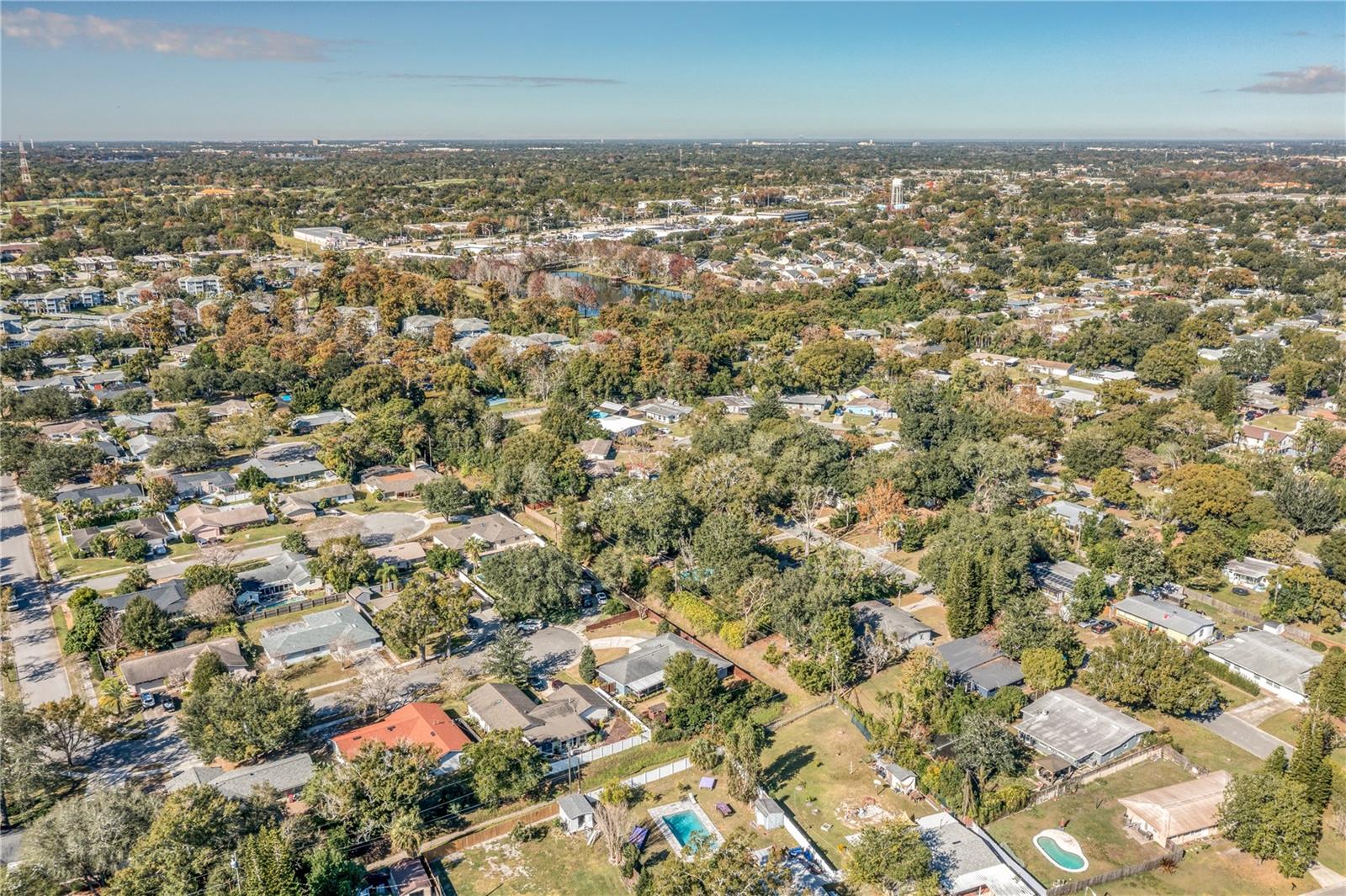 Image 32 of 35 For 824 Garrett Court