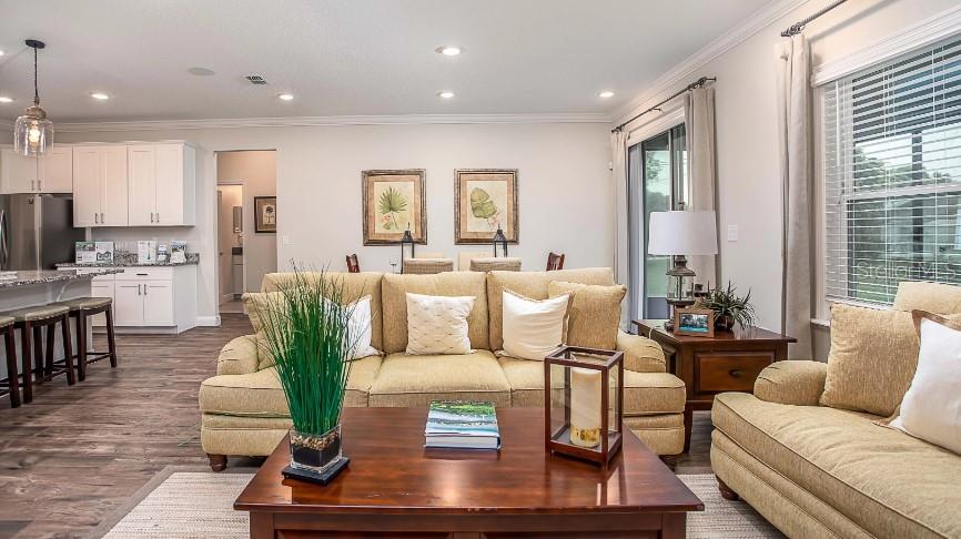 Image 11 of 22 For 3645 Sanders Avenue