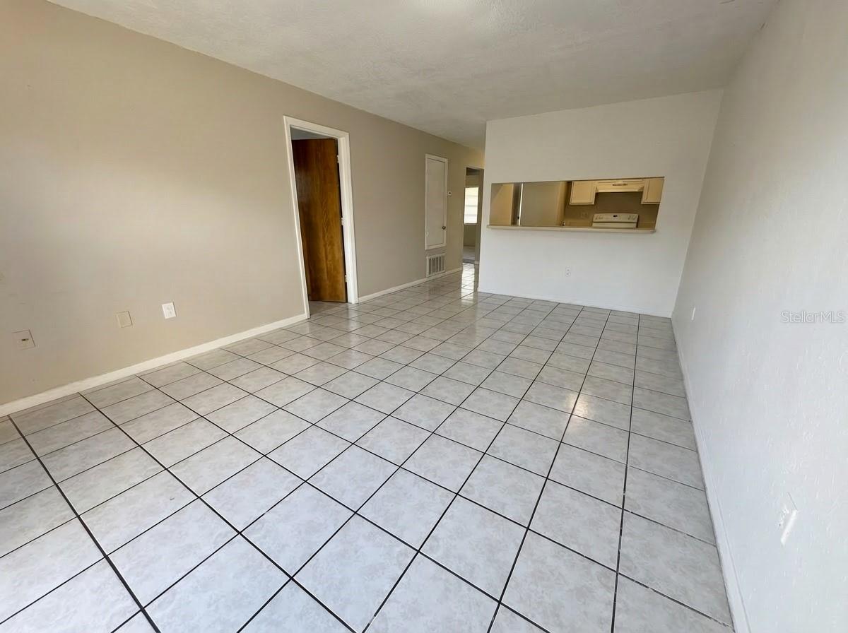 Image 3 of 8 For 2321 Margarita Court