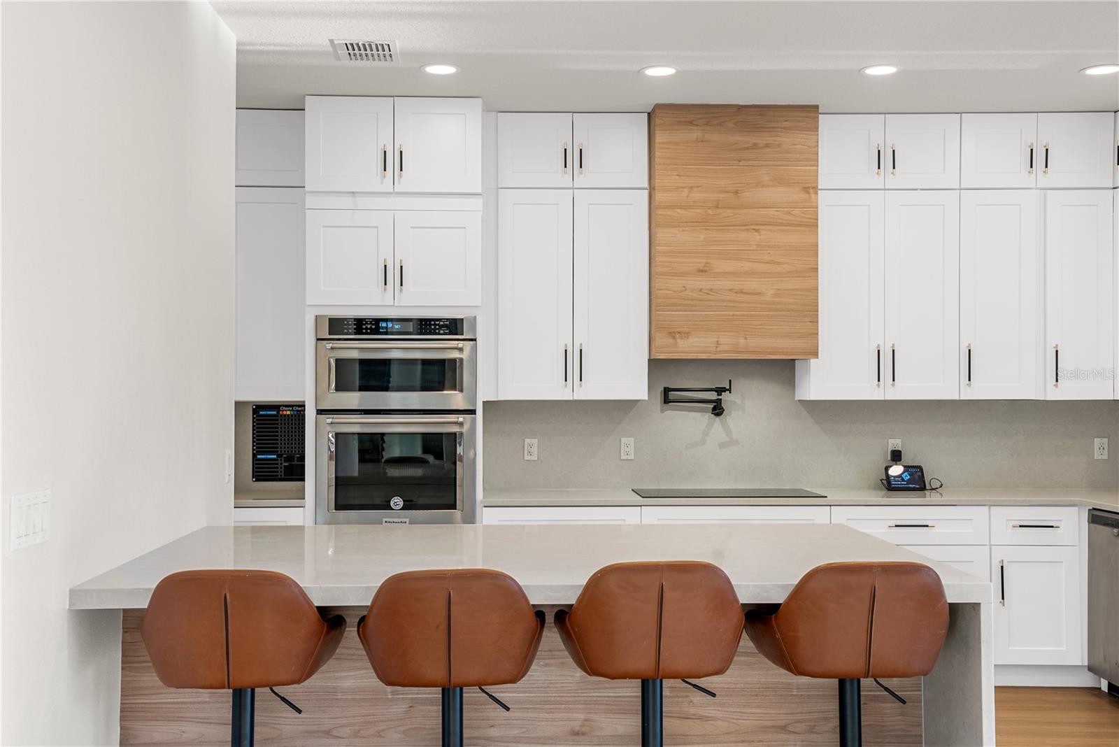 Image 11 of 63 For 8252 Randal Park Boulevard