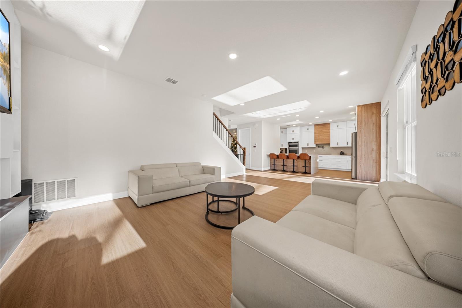 Image 20 of 63 For 8252 Randal Park Boulevard