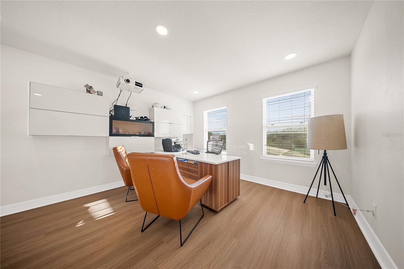 Image 23 of 63 For 8252 Randal Park Boulevard