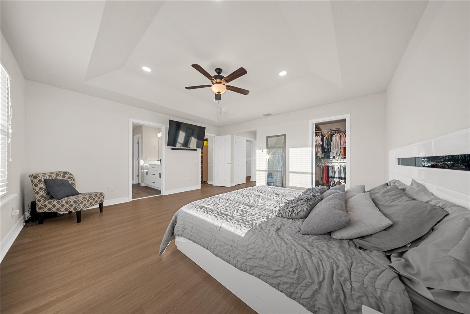 Image 26 of 63 For 8252 Randal Park Boulevard