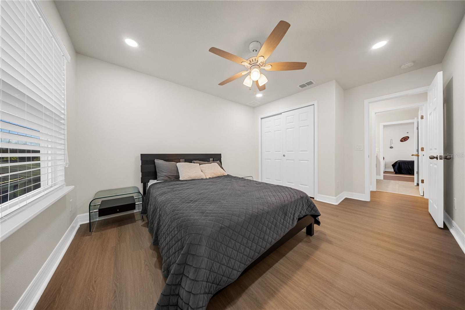 Image 41 of 63 For 8252 Randal Park Boulevard