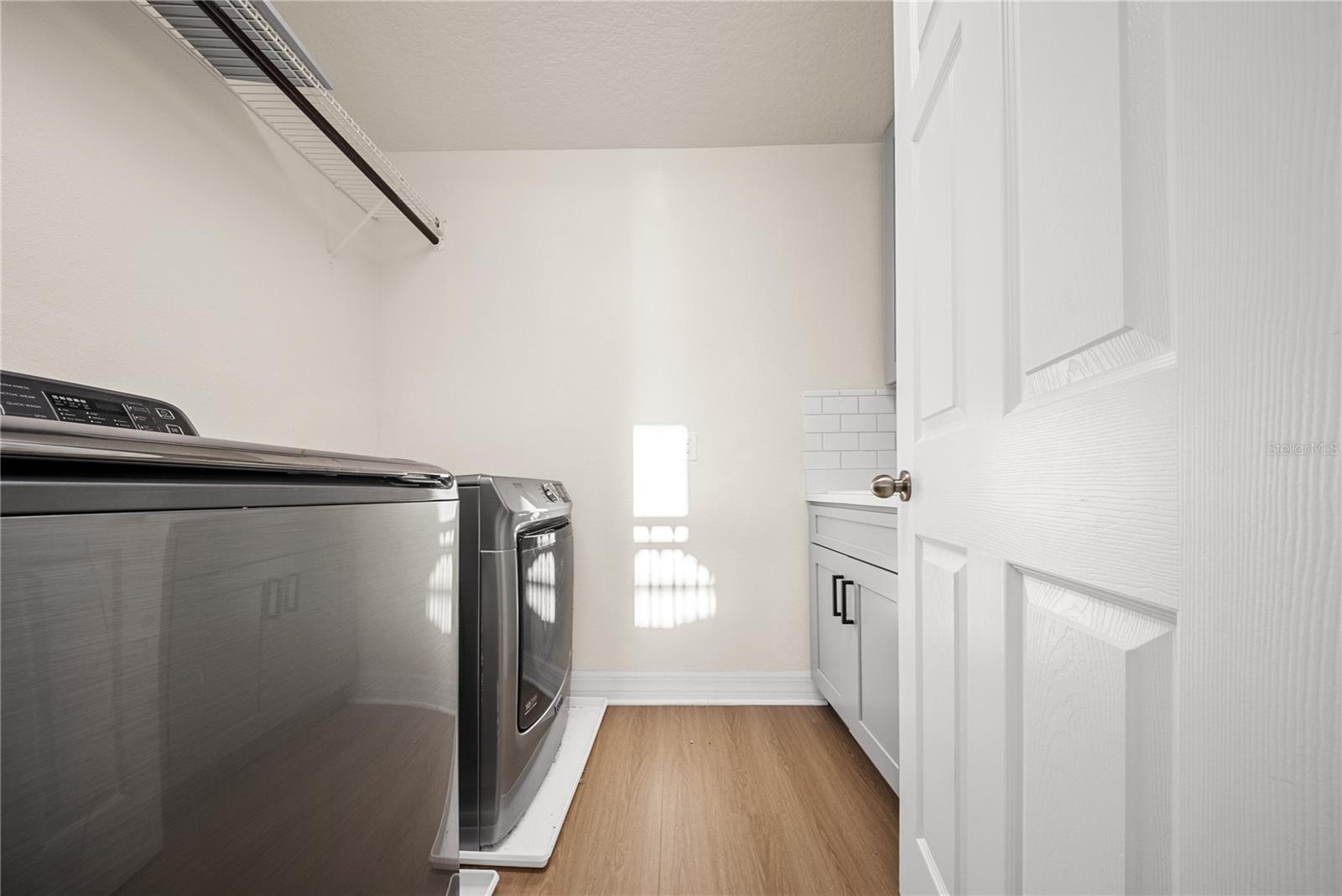 Image 42 of 63 For 8252 Randal Park Boulevard