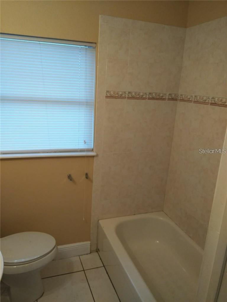 Image 8 of 16 For 212 Lynbrook Drive