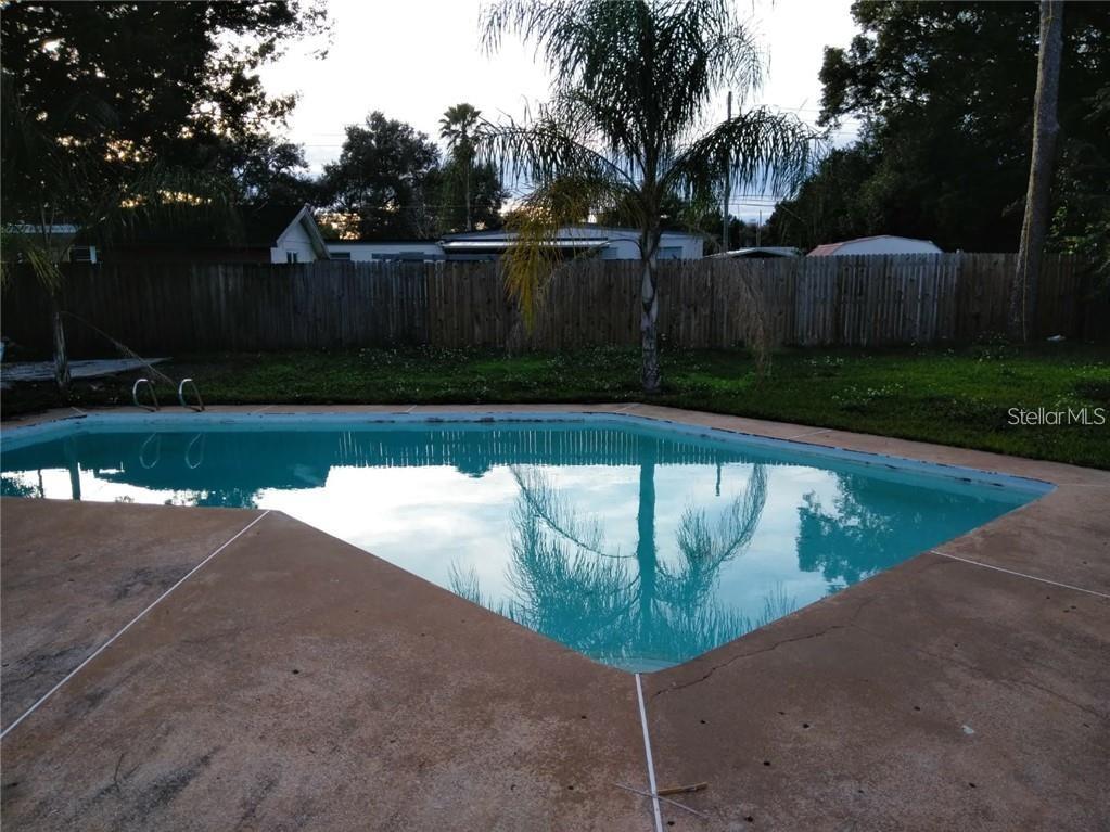 Image 9 of 16 For 212 Lynbrook Drive