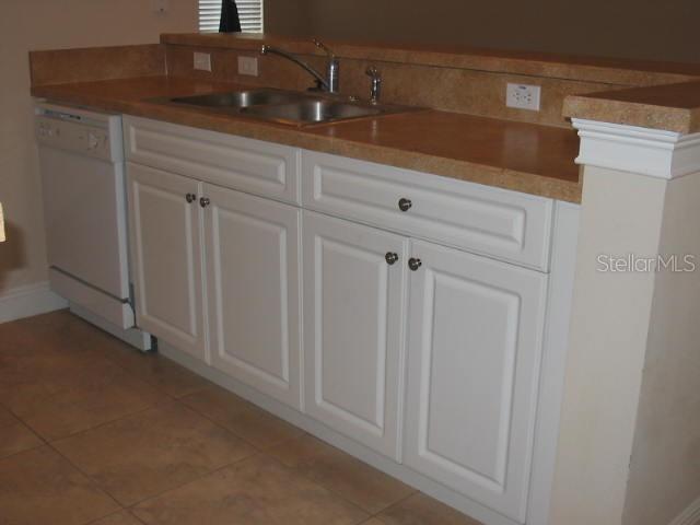 Image 3 of 10 For 1420 Lake Baldwin Lane