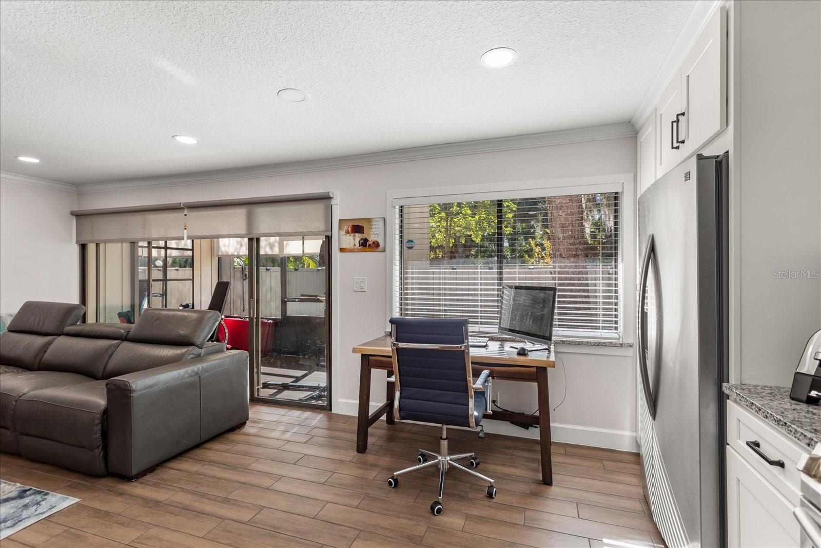 Image 10 of 38 For 108 Crown Oaks Way