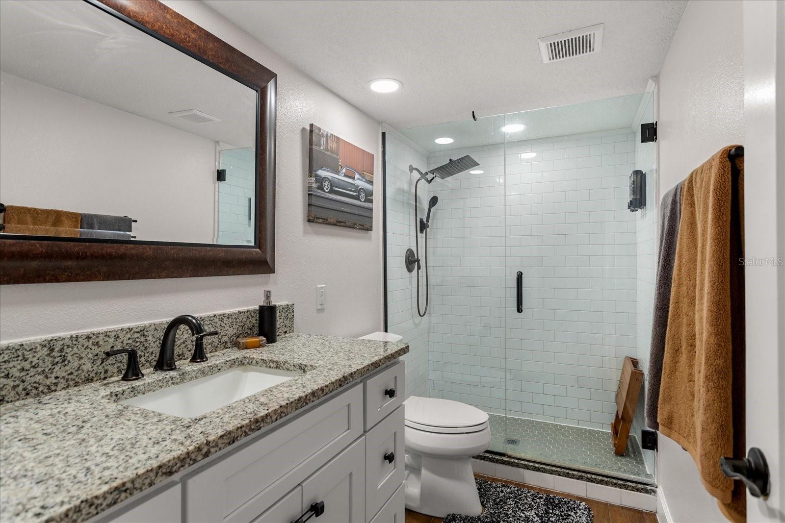 Image 14 of 38 For 108 Crown Oaks Way