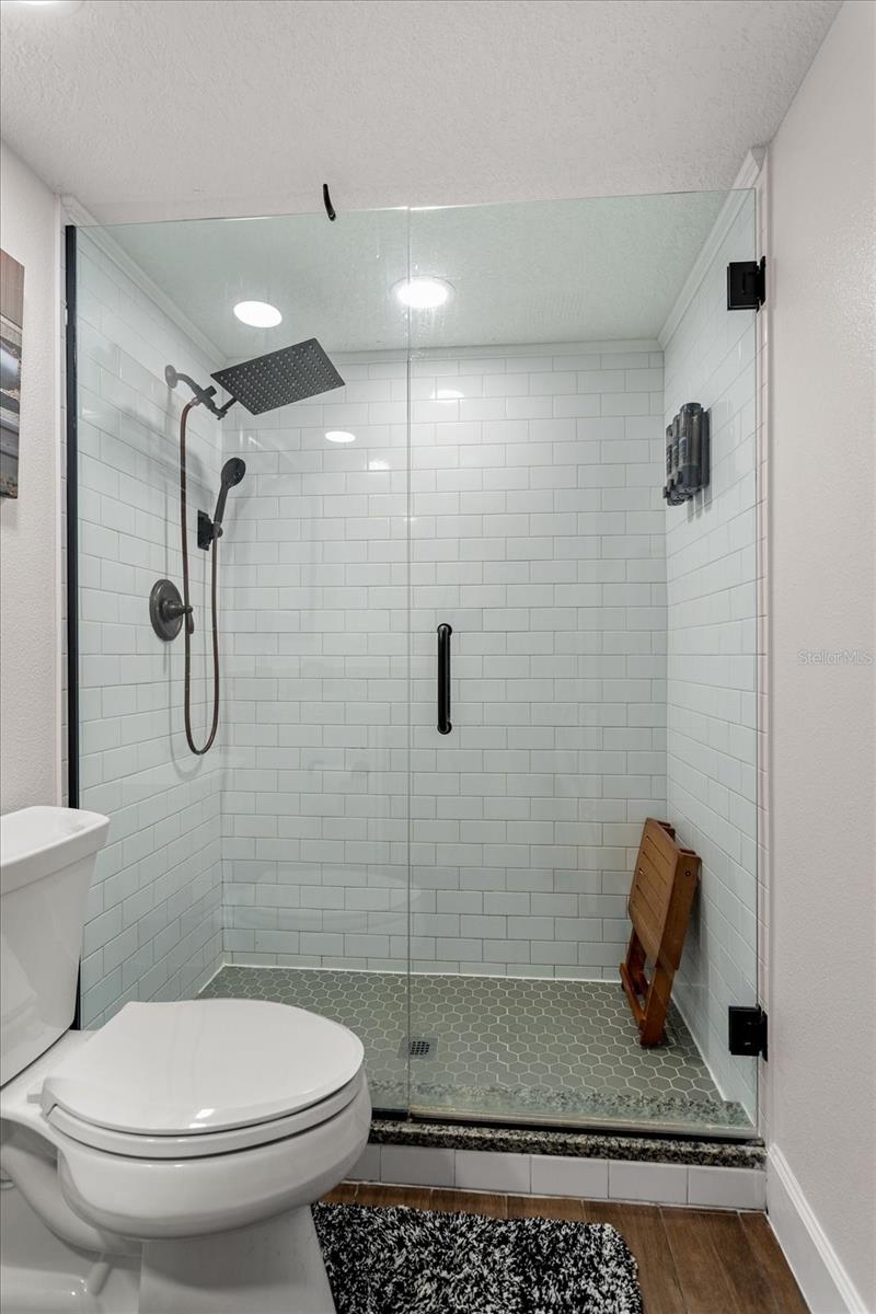 Image 15 of 38 For 108 Crown Oaks Way