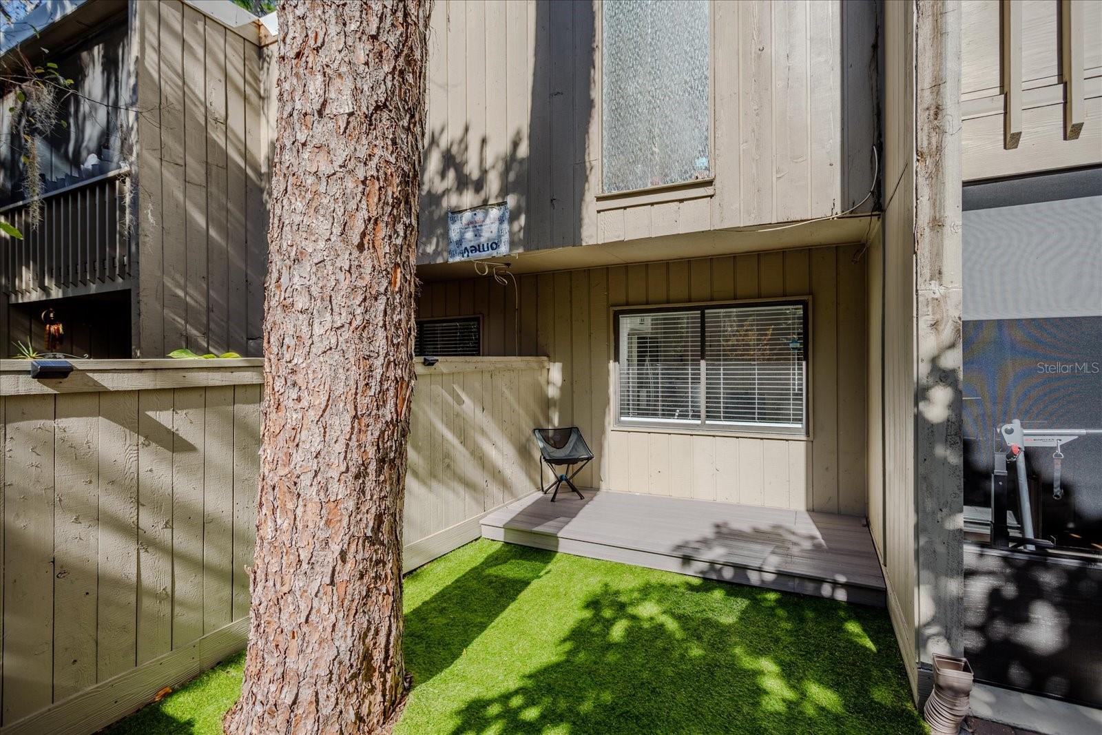 Image 19 of 38 For 108 Crown Oaks Way