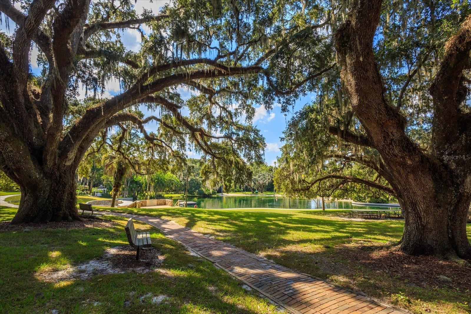 Image 30 of 38 For 108 Crown Oaks Way