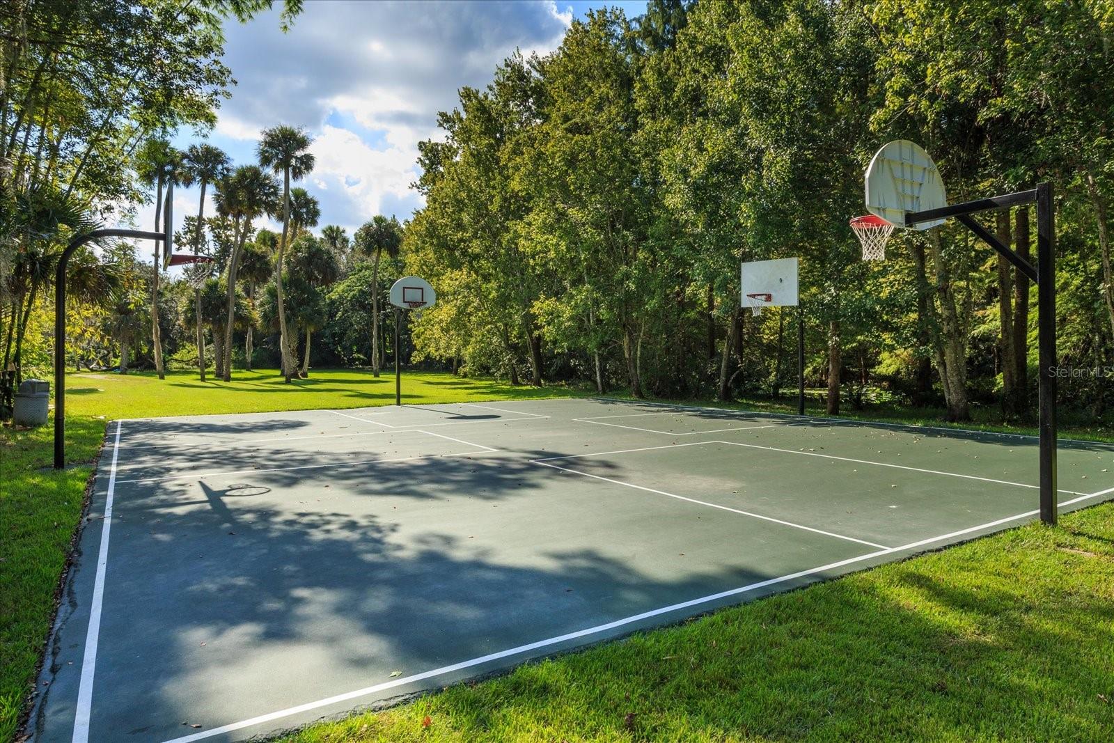 Image 35 of 38 For 108 Crown Oaks Way