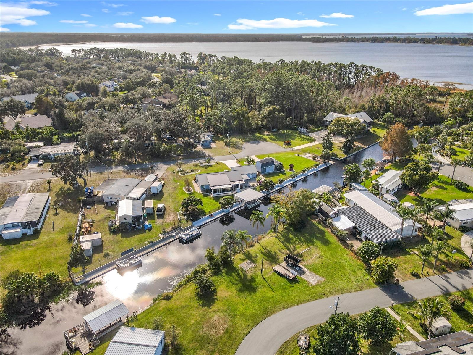 Image 13 of 38 For 6370 Carroll Circle