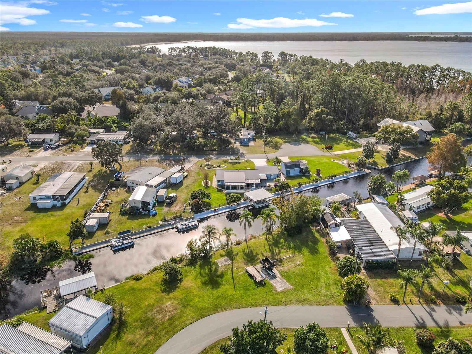 Image 14 of 38 For 6370 Carroll Circle