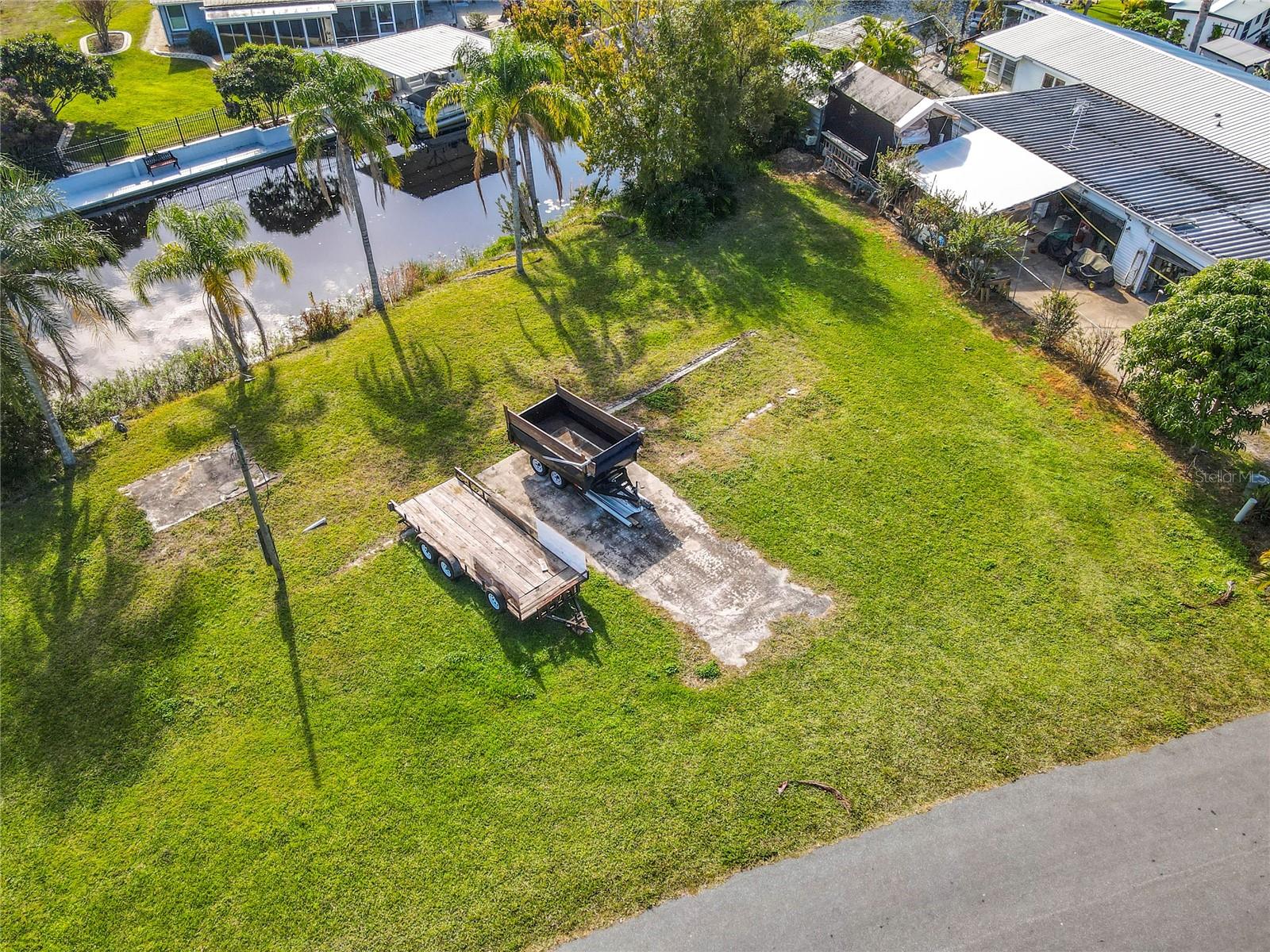 Image 21 of 38 For 6370 Carroll Circle