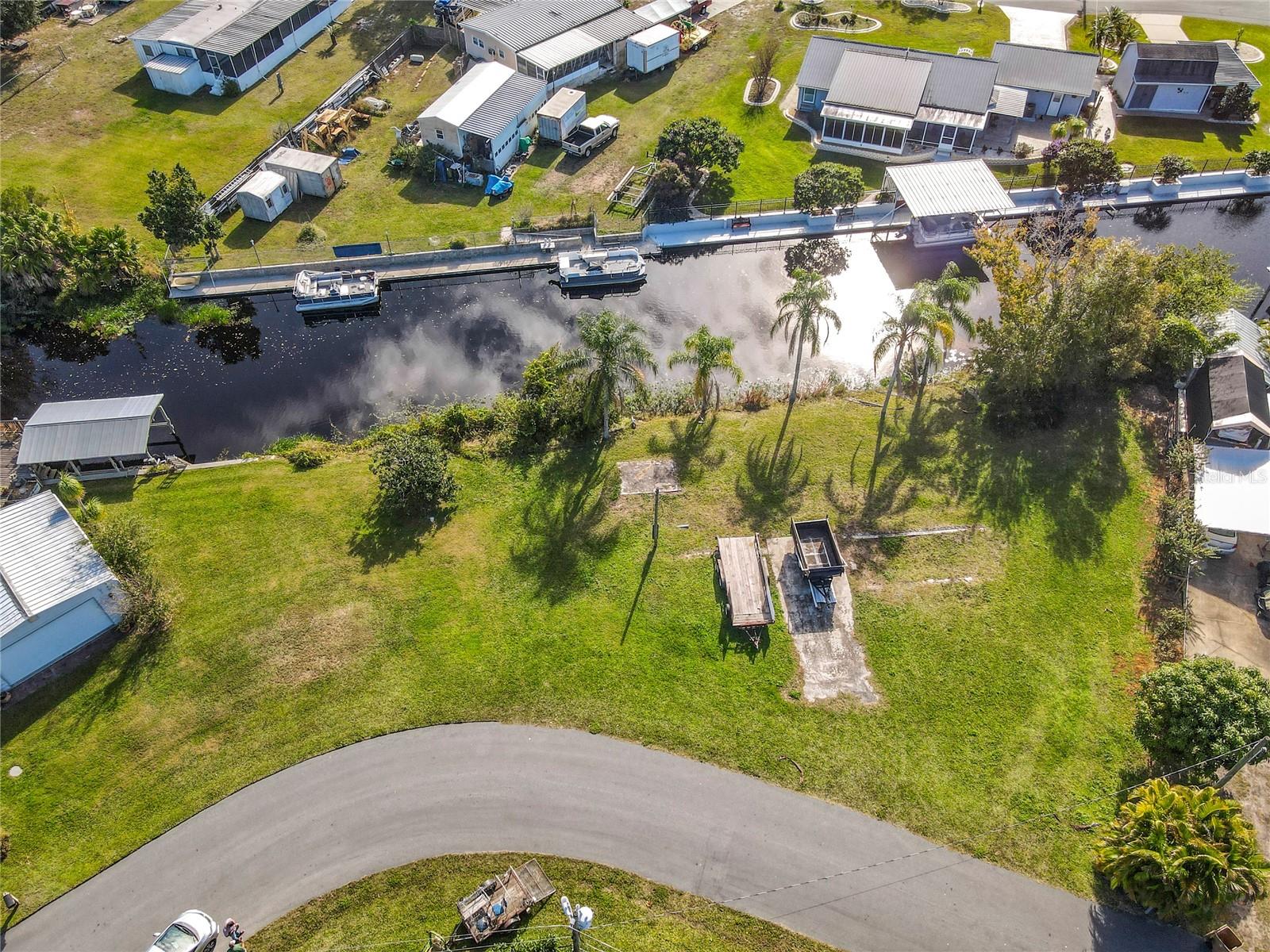 Image 29 of 38 For 6370 Carroll Circle