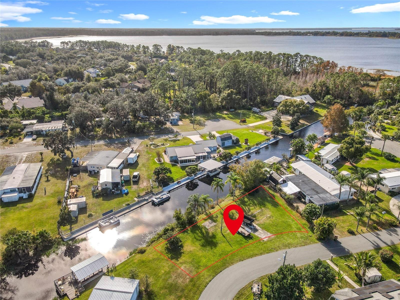 Image 7 of 38 For 6370 Carroll Circle