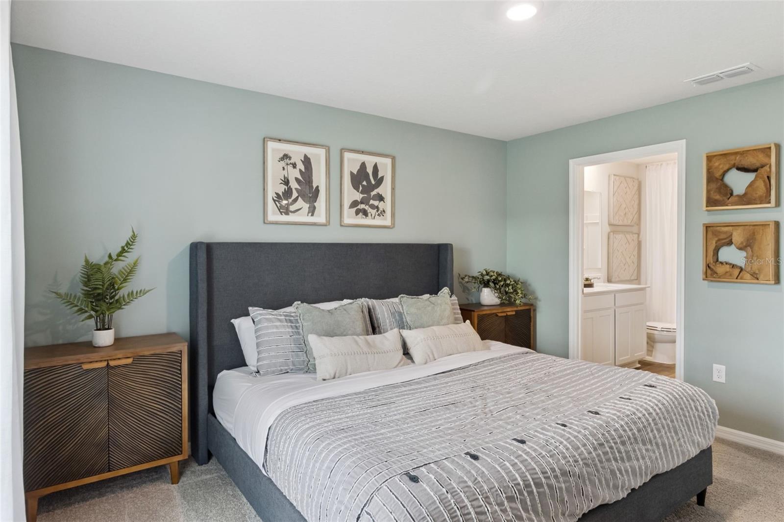 Image 27 of 35 For 4031 Penelope Avenue