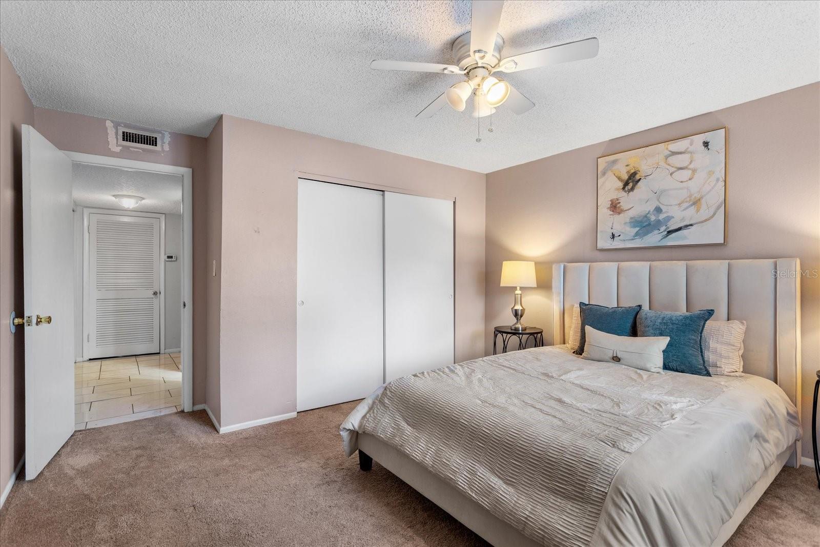 Image 19 of 27 For 156 Springwood Circle A