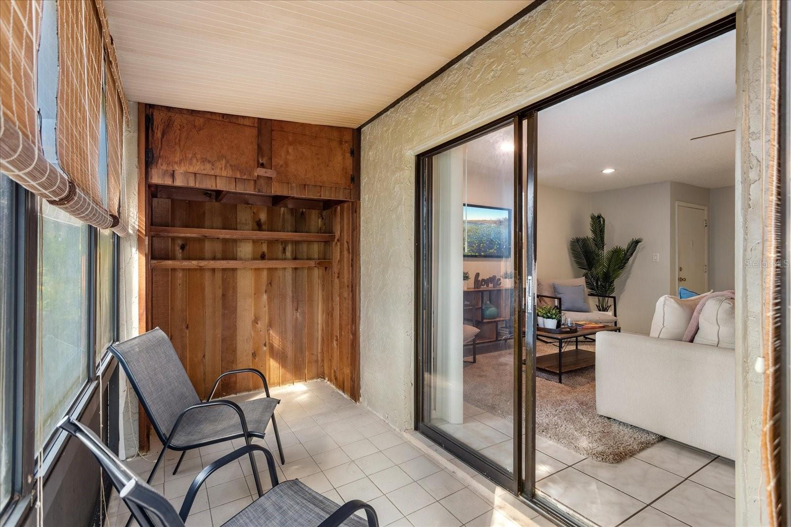 Image 21 of 27 For 156 Springwood Circle A