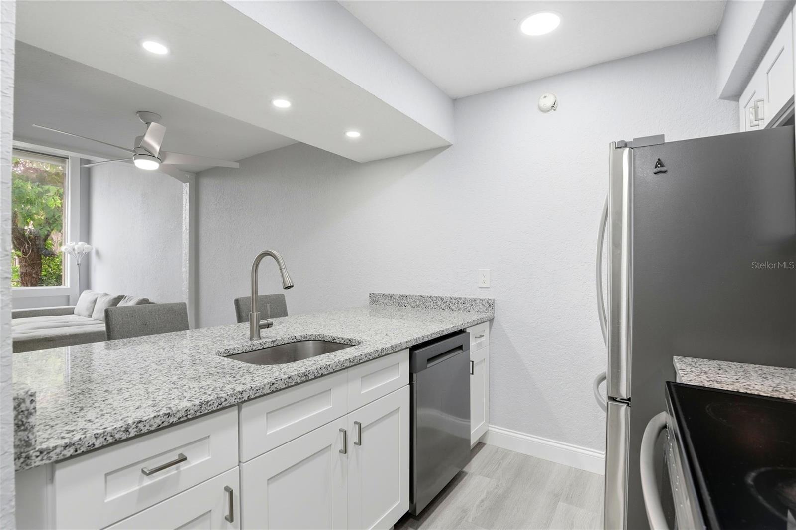 Image 5 of 30 For 5846 Peregrine  B12