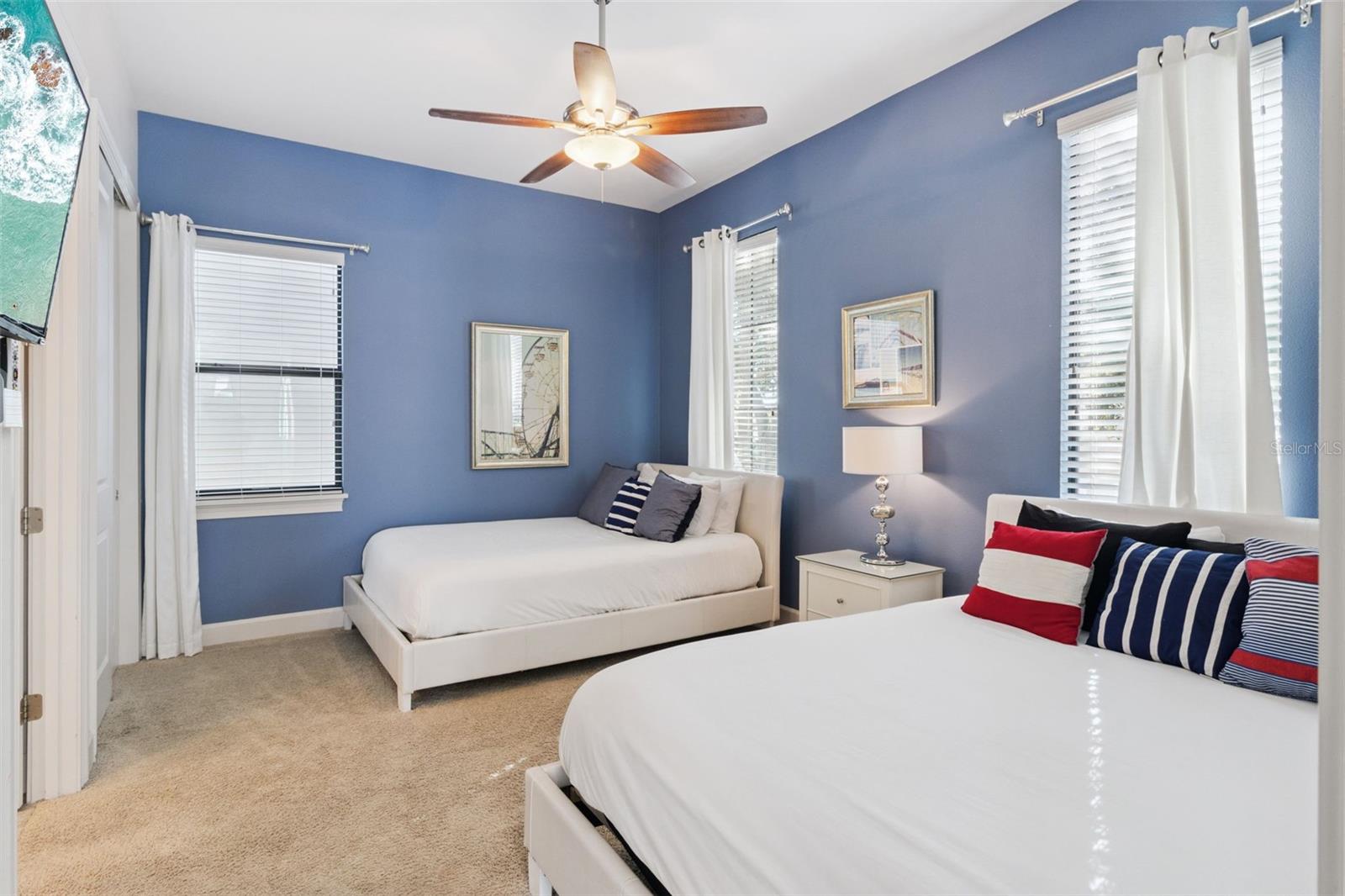 Image 18 of 60 For 7423 Sparkling Court