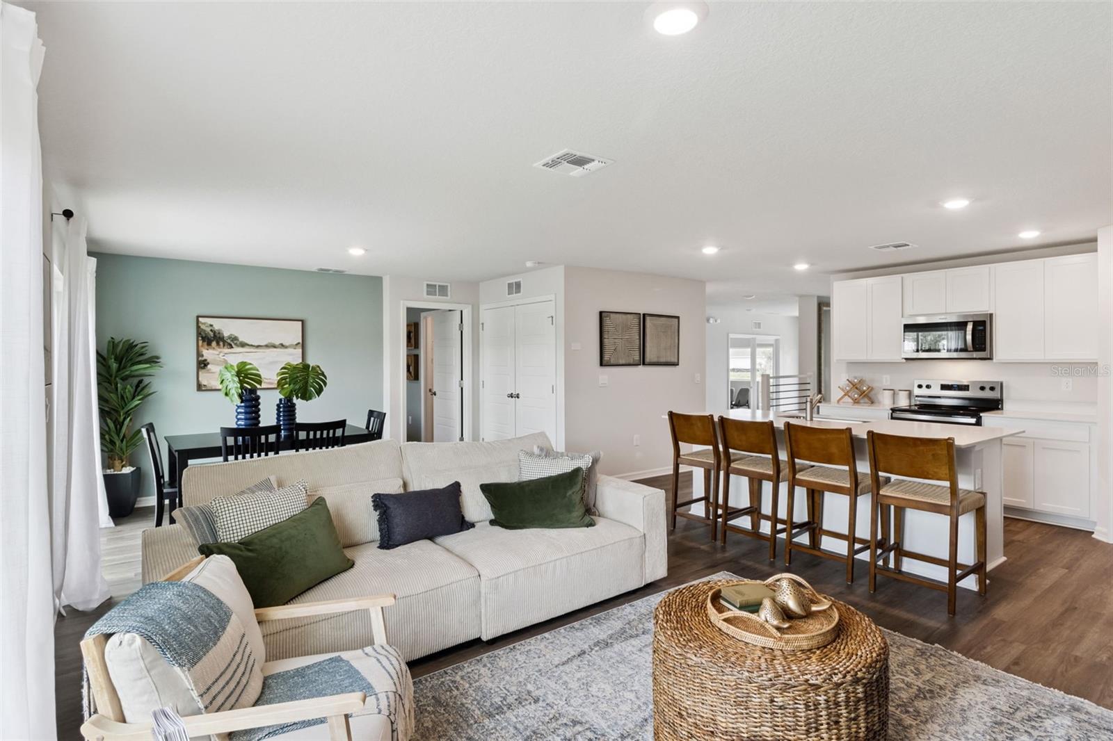 Image 16 of 35 For 4414 Blackwell Avenue