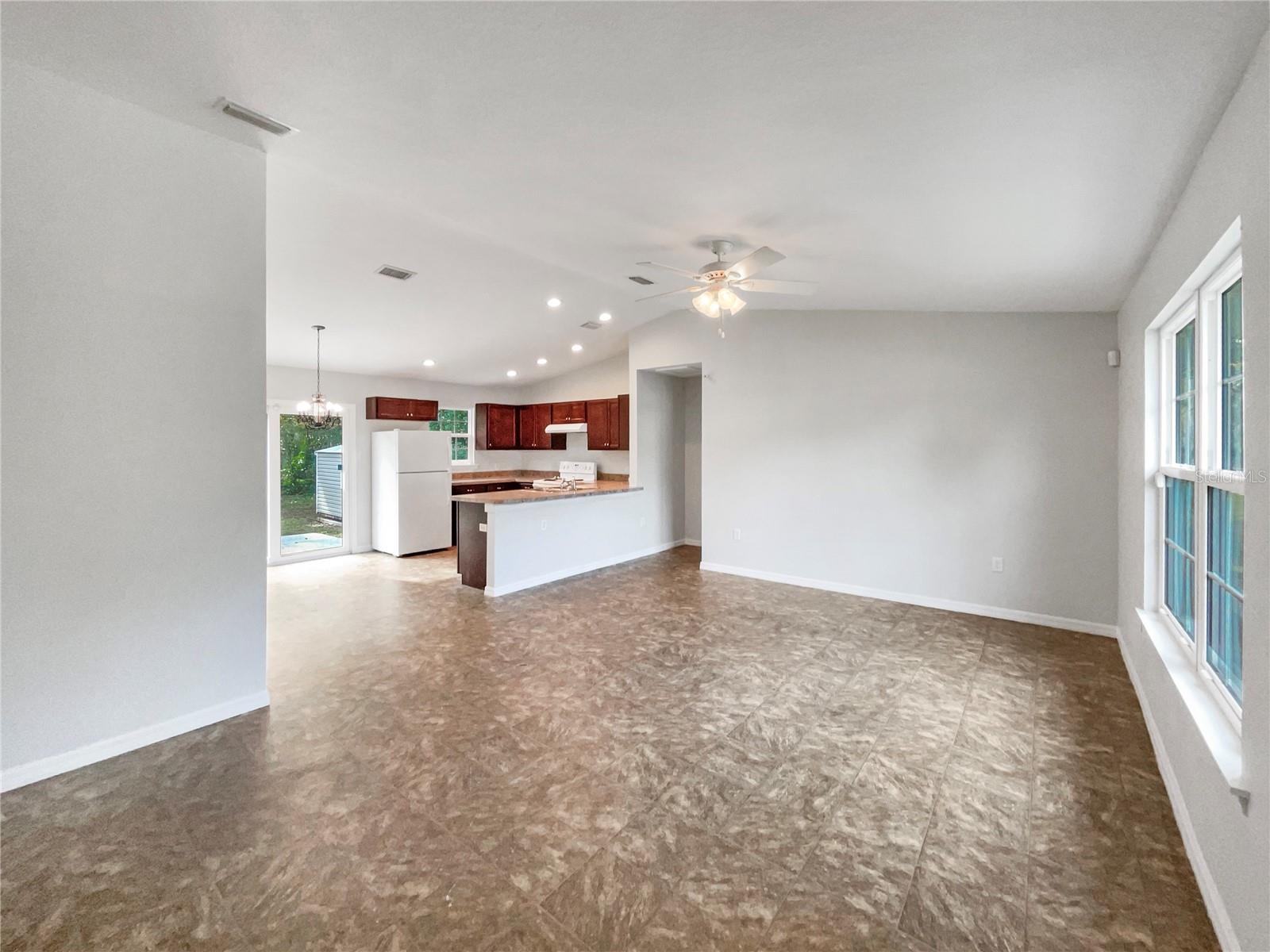 Image 3 of 18 For 1304 Carolina Avenue