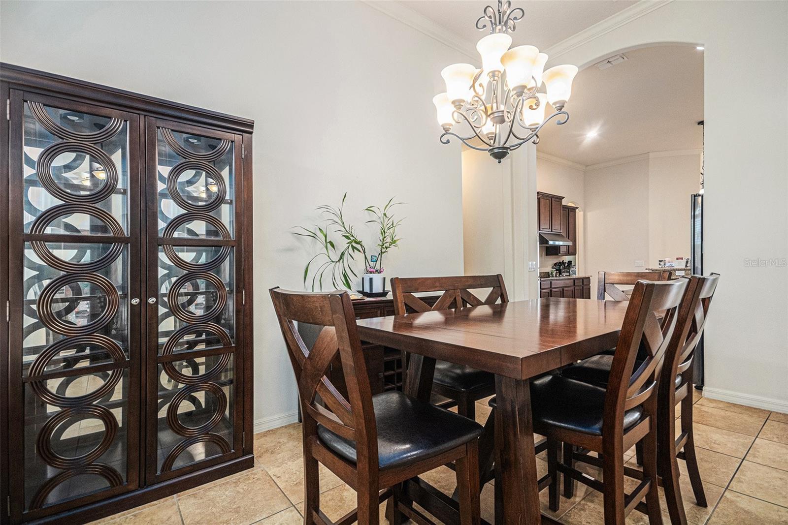 Image 5 of 24 For 10240 Kabana Boulevard