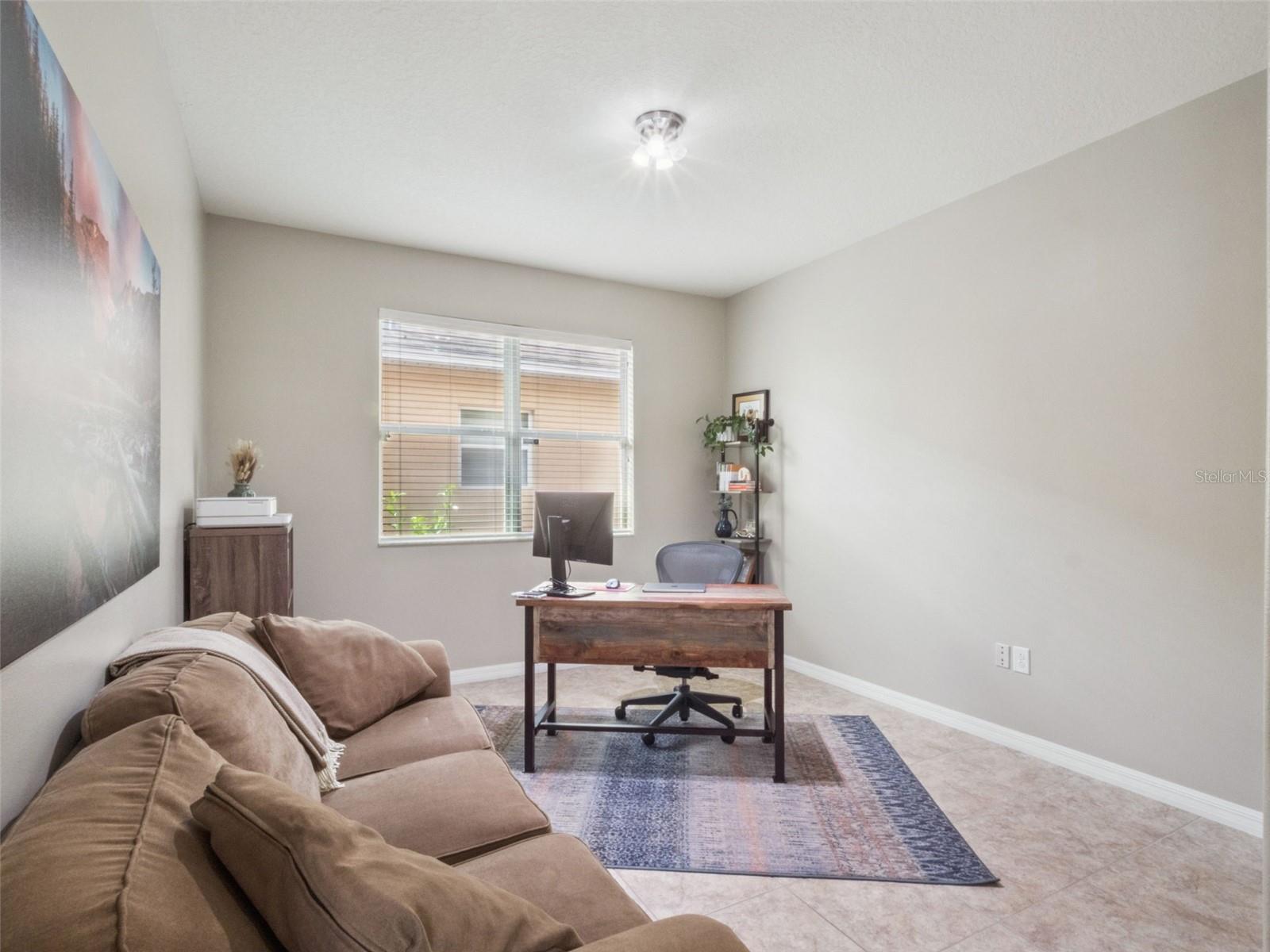 Image 18 of 26 For 14571 Bahama Swallow Boulevard