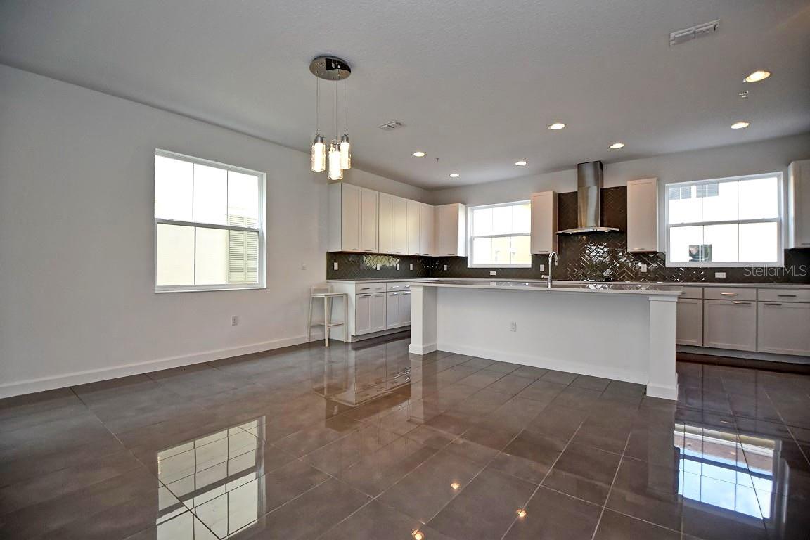 Image 4 of 30 For 1520 Lake George Drive